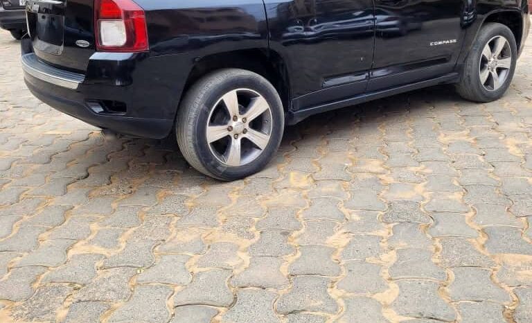 Jeep Compass – 2016 – Essence – 2.0L – Voiture à vendre à Dakar full