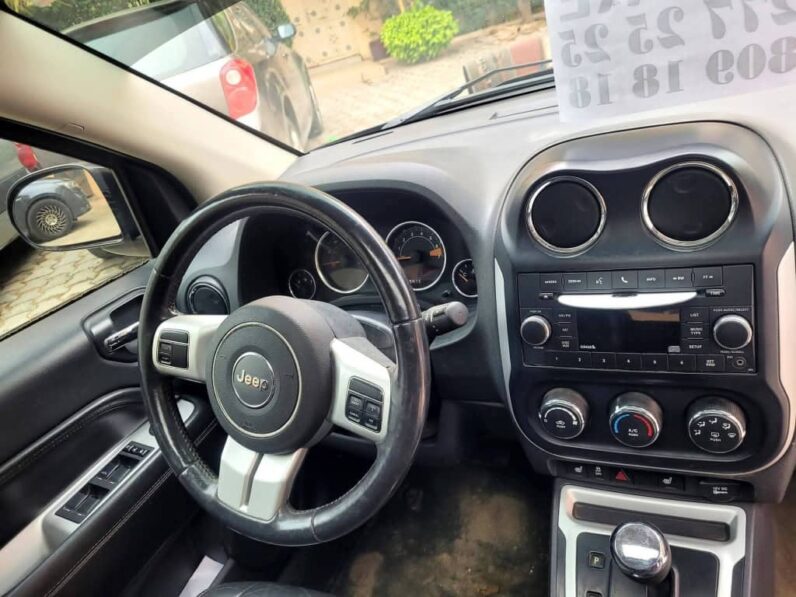 Jeep Compass – 2016 – Essence – 2.0L – Voiture à vendre à Dakar full