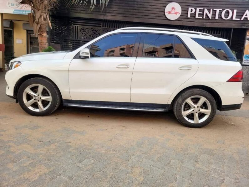 Mercedes GLE 350 4MATIC à vendre à Dakar – Essence full