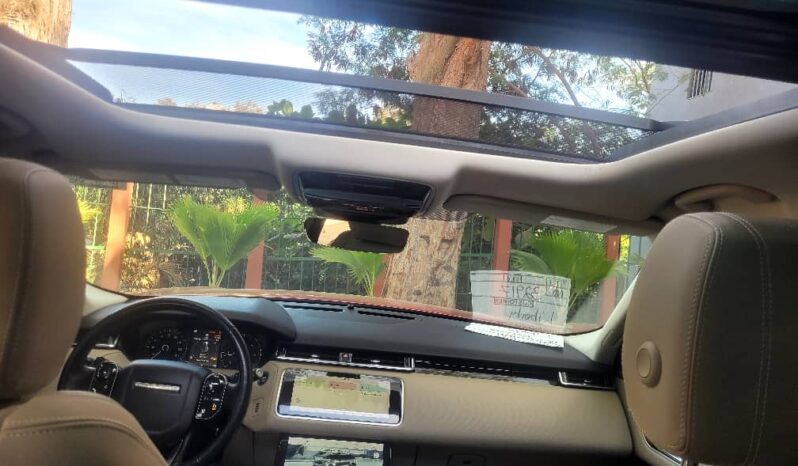 Range Rover Velar – Diesel 2.0 – Voiture d’occasion disponible à Dakar full