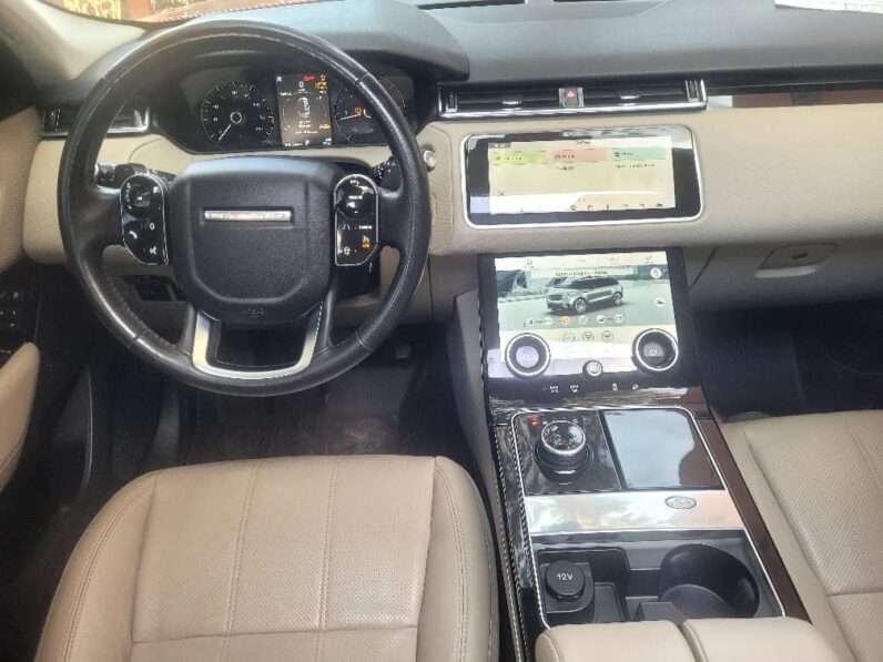 Range Rover Velar – Diesel 2.0 – Voiture d’occasion disponible à Dakar full