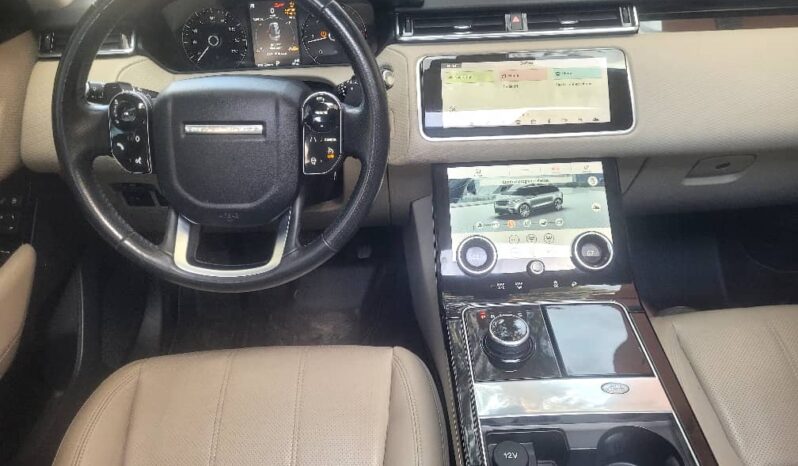 Range Rover Velar – Diesel 2.0 – Voiture d’occasion disponible à Dakar full