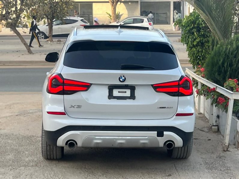 BMW X3 2019 Essence à vendre à Dakar full