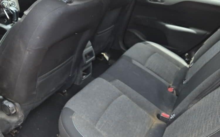 Véhicule occasion Dakar : Citroën C4 2015 diesel automatique full