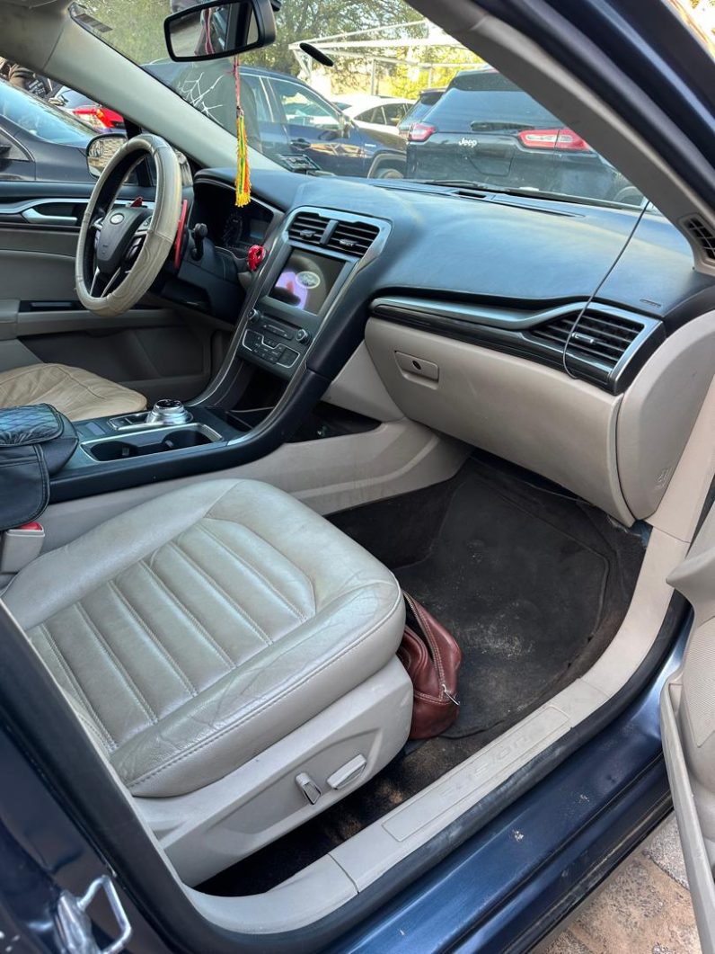 Voiture à vendre Dakar : Ford Fusion SE 2017 automatique essence full