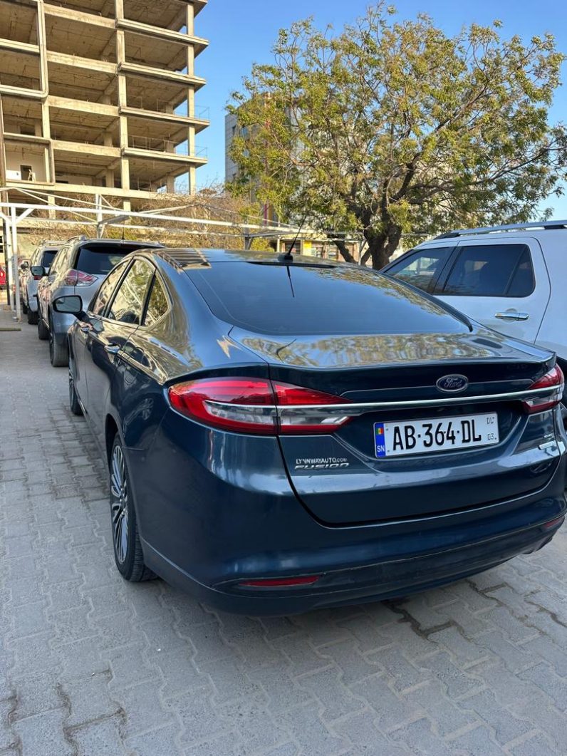 Voiture à vendre Dakar : Ford Fusion SE 2017 automatique essence full