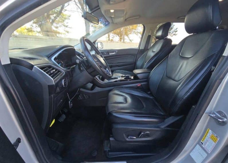Ford Edge Titanium 2017 à vendre à Dakar-essence automatique 4×4 full