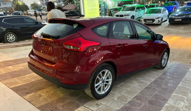 Ford Focus 2017 occasion à Dakar – essence automatique full