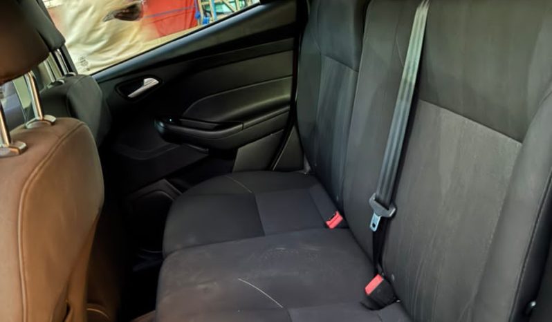 Ford Focus 2017 occasion à Dakar – essence automatique full