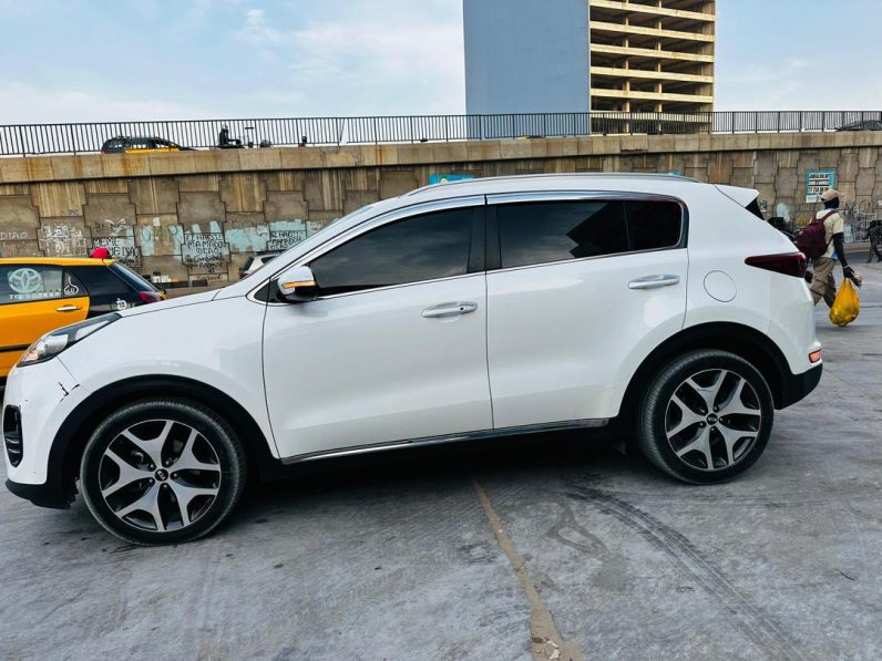 Location Mazda CX-3 2017 full