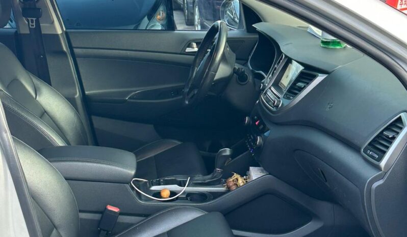 Hyundai Tucson 2016 Diesel Automatique – Voiture d’occasion Dakar full