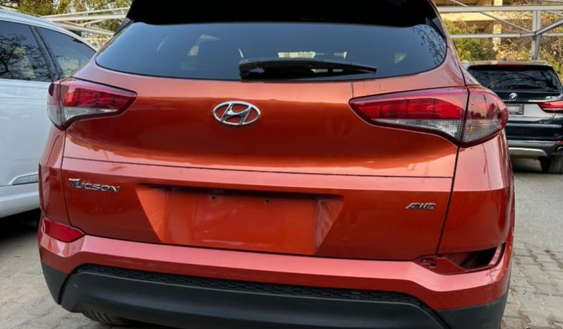 SUV occasion Dakar : Hyundai Tucson 2018 automatique essence full