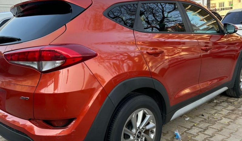 SUV occasion Dakar : Hyundai Tucson 2018 automatique essence full
