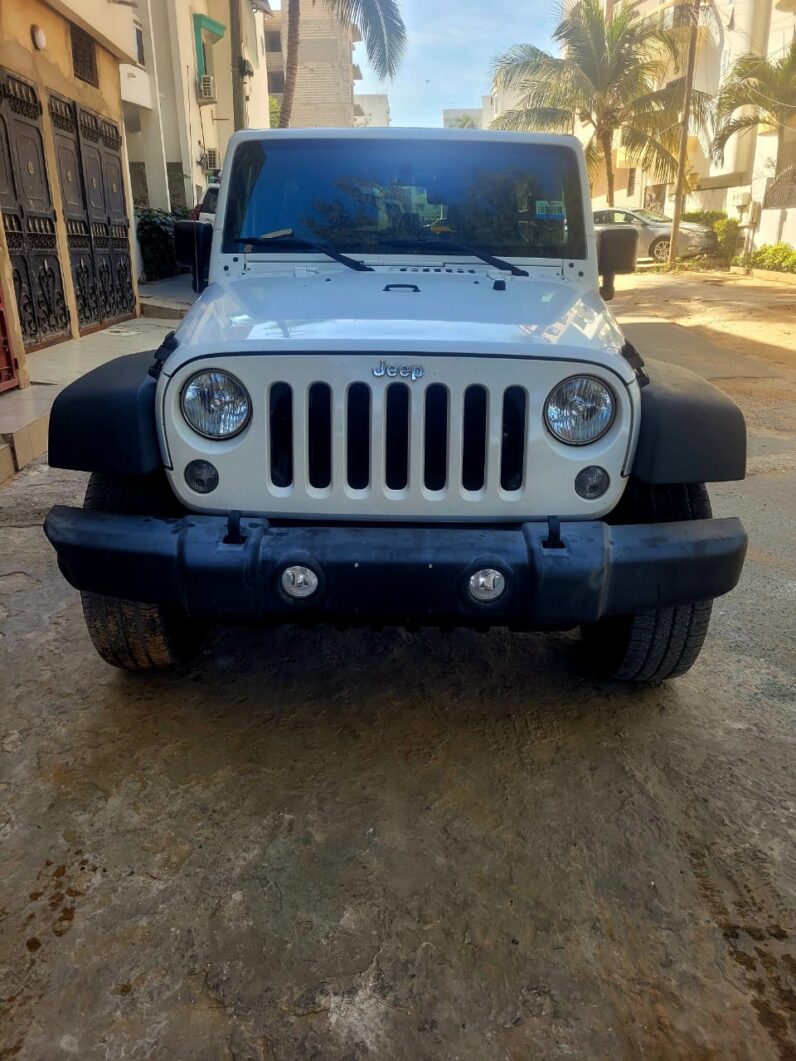 JEEP-WRANGLER-SAHARA-2016-DAKAR -Face