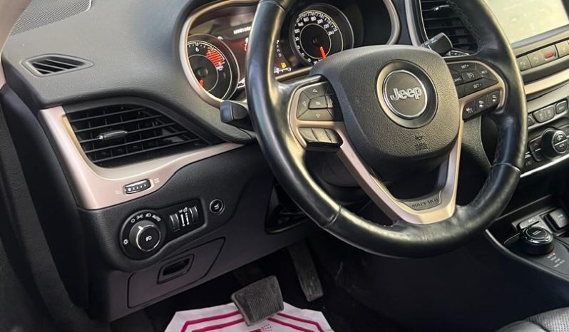 Jeep Cherokee 2016 disponible à Dakar – essence automatique 4×4 full