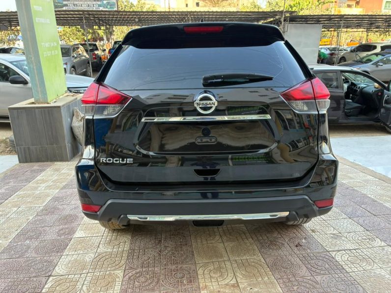 Nissan Rogue 2017 occasion à Dakar – essence automatique full