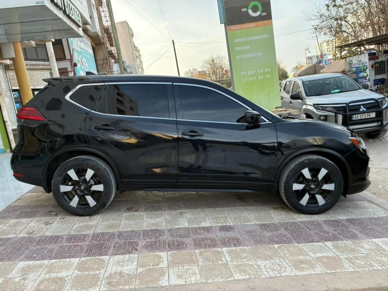 Nissan Rogue 2017 occasion à Dakar – essence automatique full