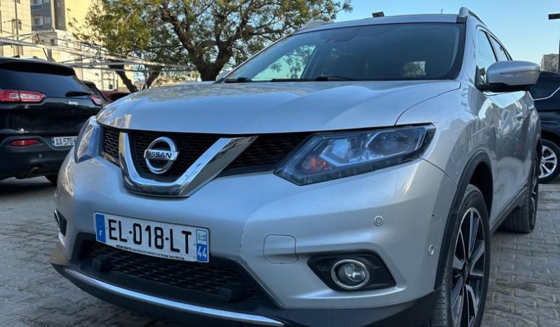 Nissan-X-trail-2018-face