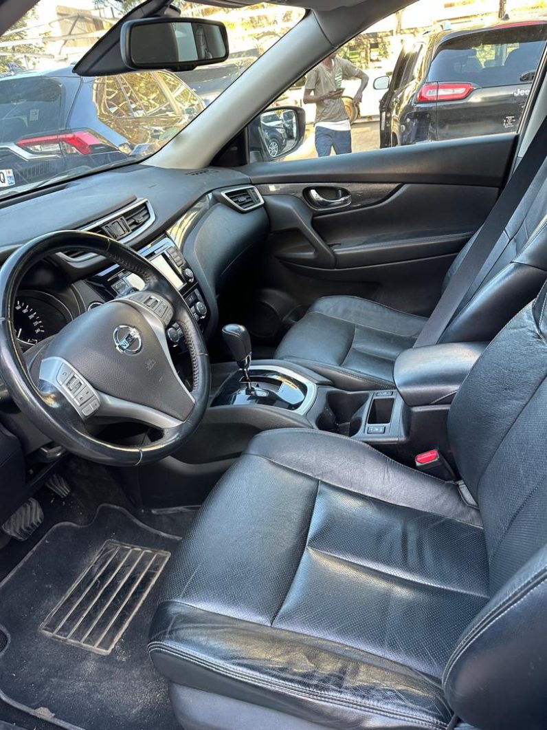 SUV occasion Dakar : Nissan X-Trail 2018 diesel automatique full