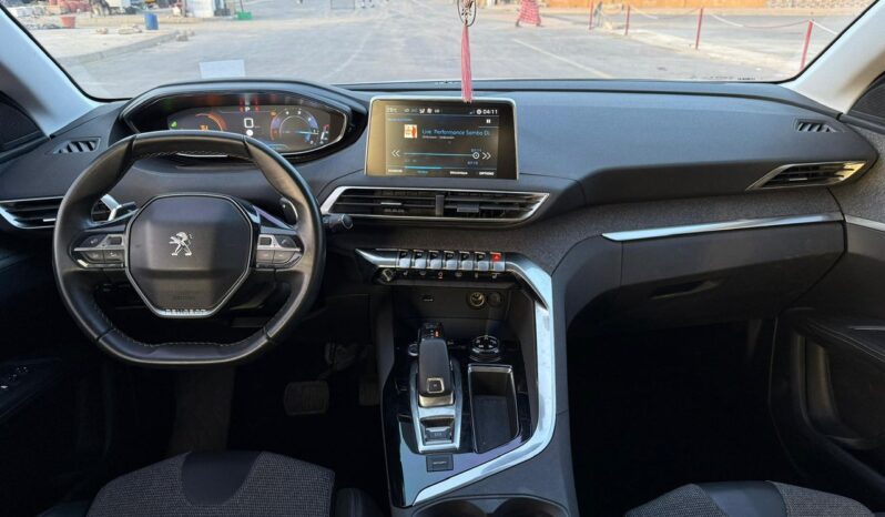 Voiture à vendre à Dakar : Peugeot 3008 2017 Diesel Automatique full