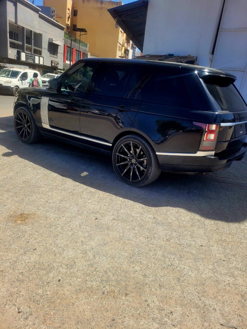 Range Rover Vogue 2017 V6 Diesel – Full options – Voiture d’occasion Dakar full