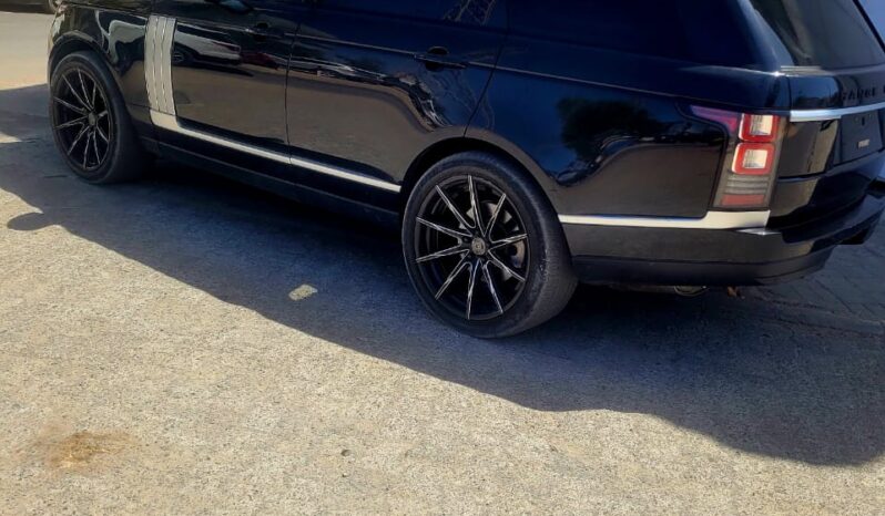 Range Rover Vogue 2017 V6 Diesel – Full options – Voiture d’occasion Dakar full