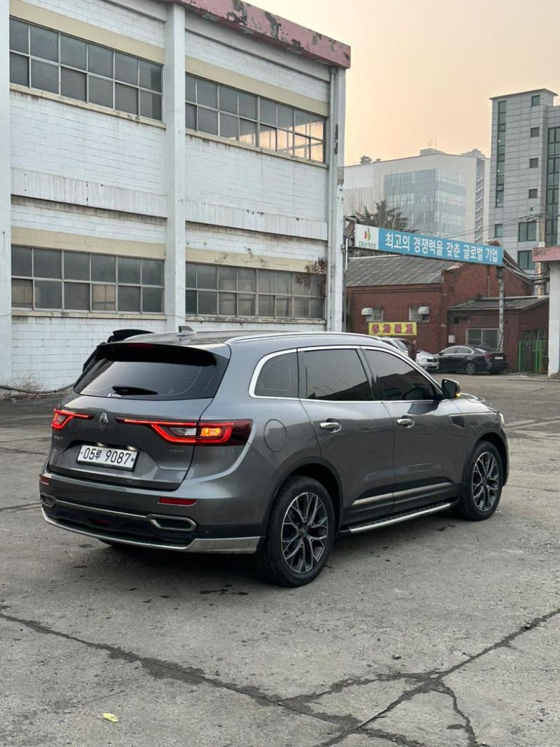 Renault QM6 2018 diesel automatique 4×4 venant à Dakar full